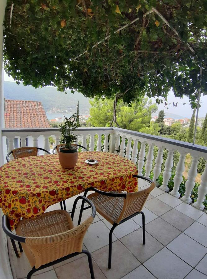 Apartment Marica Гребащиця Екстер'єр фото