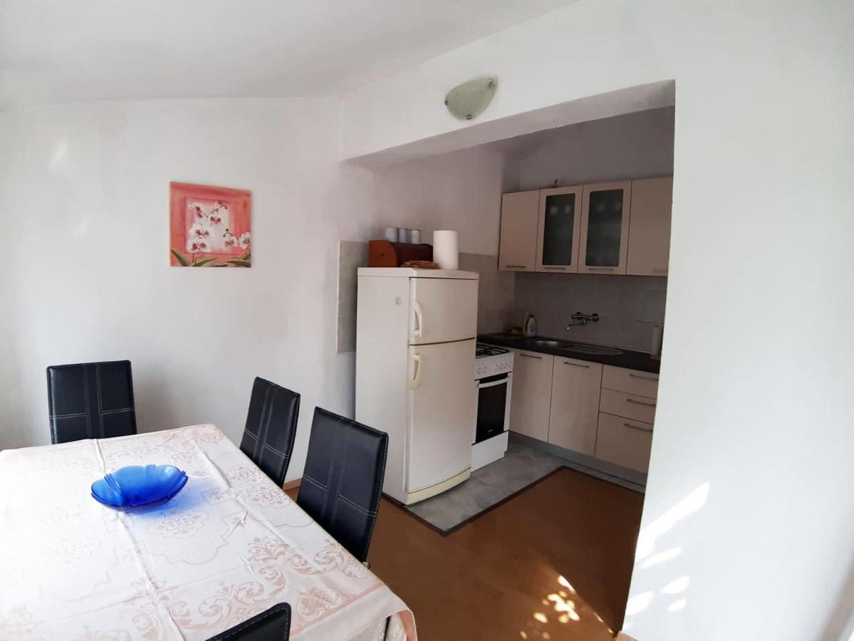 Apartment Marica Гребащиця Екстер'єр фото