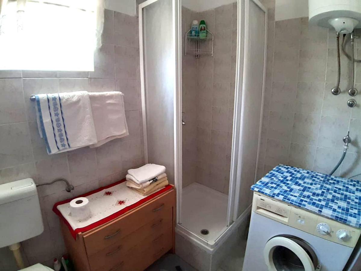 Apartment Marica Гребащиця Екстер'єр фото